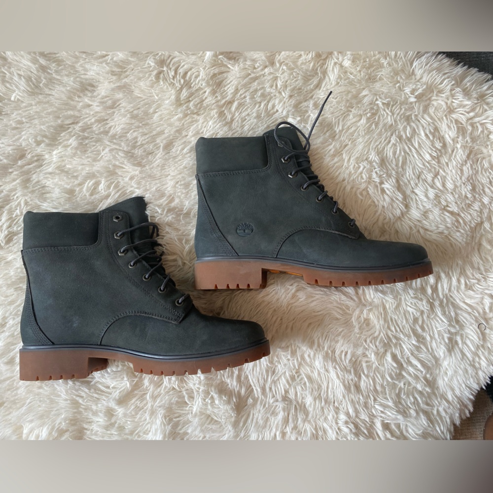 Timberland NWOT Jayne 6inch Dark Gray Nubuck Leather Waterproof Boots Size 9
